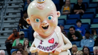King Cake Baby, mascotte des Pelicans dans la NBA 