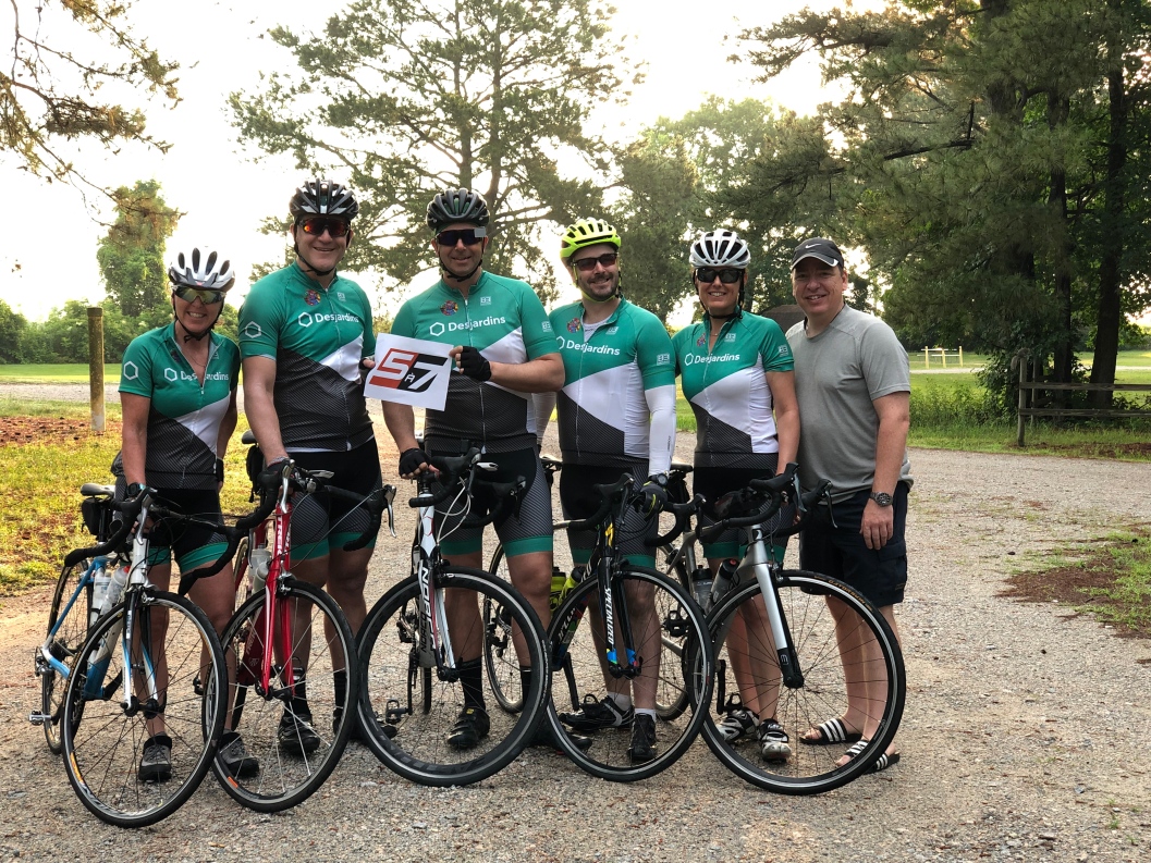 Quinze cyclistes québécois Virginie