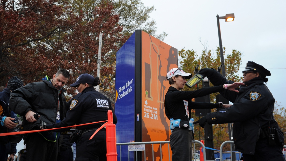 Policiers au Marathon de New York