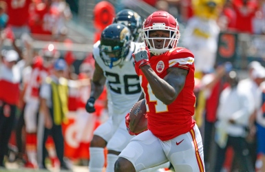 Watkins songe à mettre le football de côté