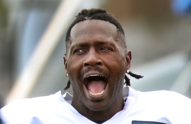 Antonio Brown s'est livré à la police