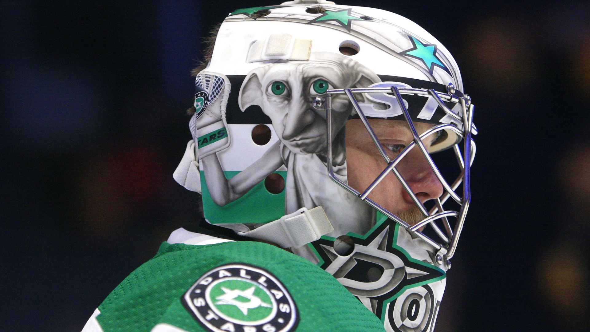 Anton Khudobin