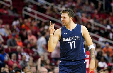 Leonard a raison de Doncic et des Mavericks