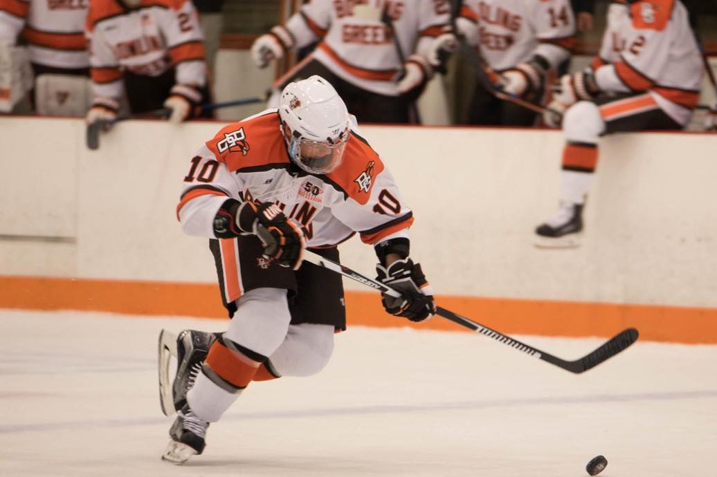 Kevin Dufour dans l'uniforme des Falcons de Bowling Green State University