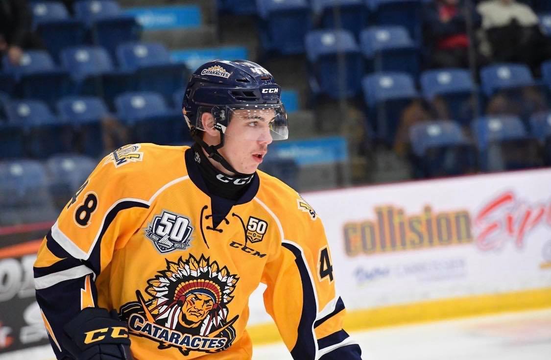 William Veillette dans l'uniforme des Cataractes de Shawinigan