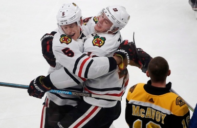 Toews prive les Bruins d'une 9e de suite