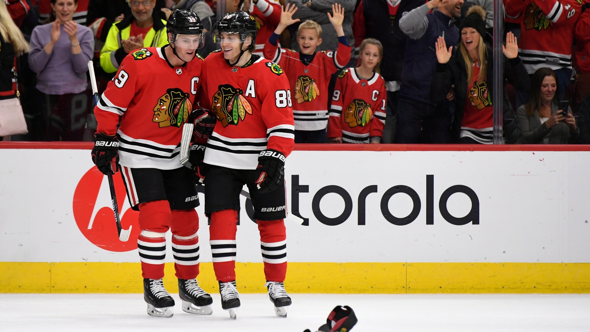Jonathan Toews et Patrick Kane Jonathan Toews et Patrick Kane