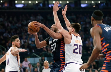 Barrett chute et ne peut terminer le match
