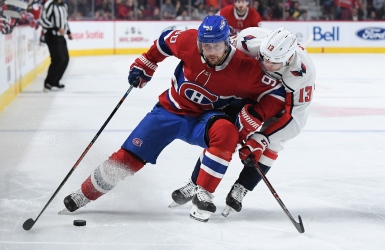 Drouin et Gallagher avec leurs coéquipiers