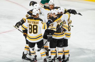 David Pastrnak égale une marque personnelle