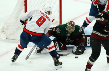 Ovechkin stagne à deux buts du plateau