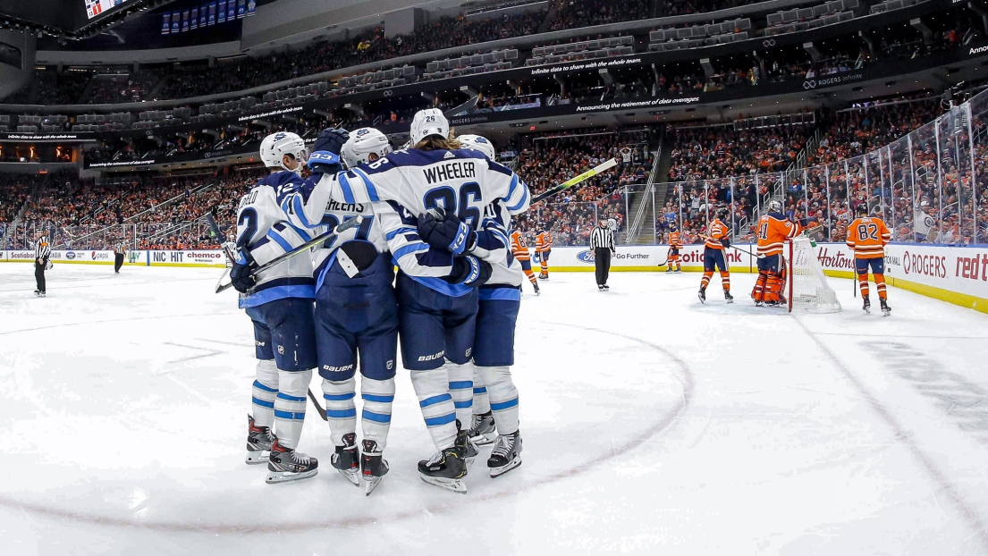 Les Jets de Winnipeg célèbrent