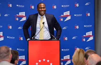 Les Knicks pourraient piger chez les 76ers