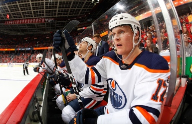 Oilers : Colby Cave demeure dans le coma