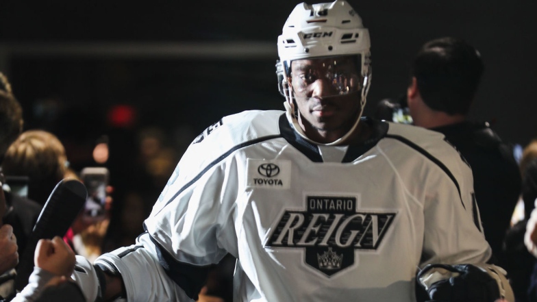 Bokondji Imama dans l'uniforme de Reign d'Ontario