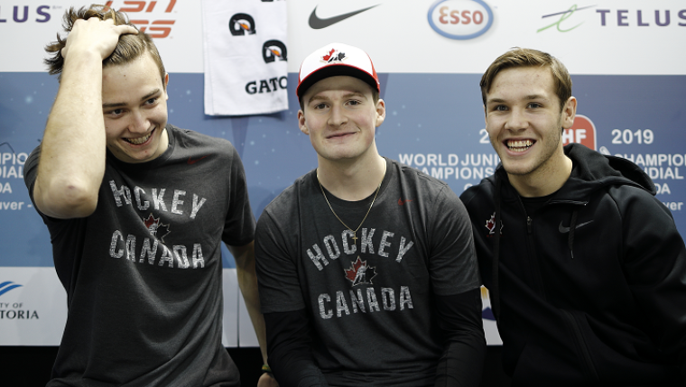 Alexis Lafrenière, Cody Glass et Ty Smith au Championnat mondial de hockey junior 2019.