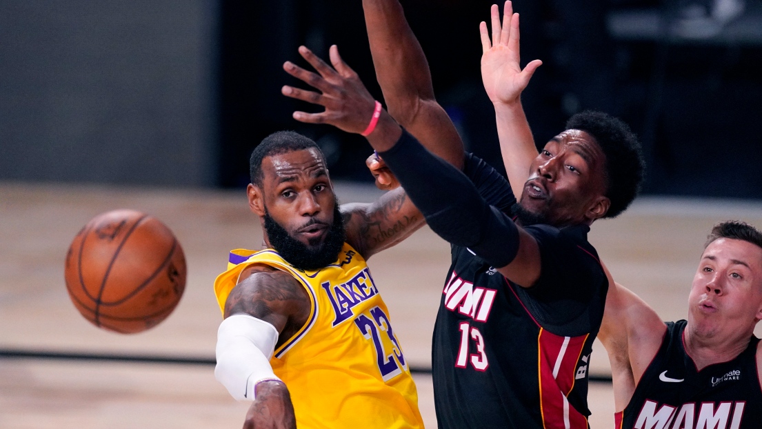 LeBron James et Bam Adebayo