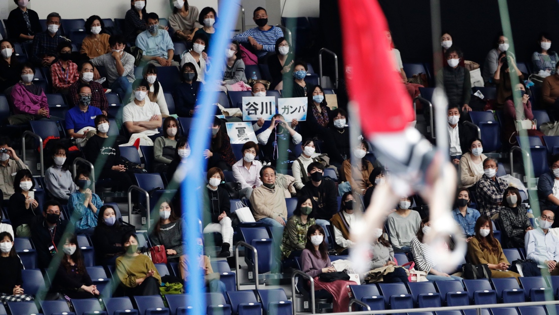 Une compétition de gymnastique à Tokyo