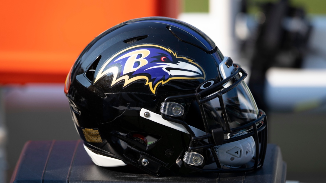 Un casque des Ravens de Baltimore