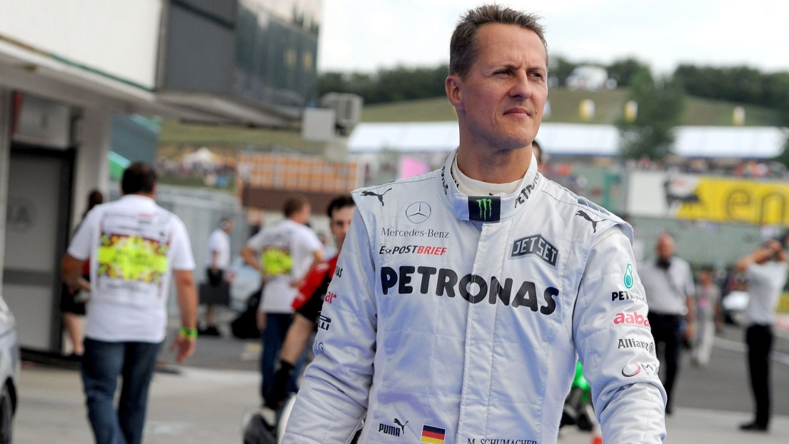 F1 : Michael Schumacher sort du coma, selon sa gérante, et quitte l'hôpital  en France