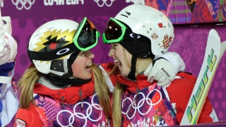 Justine et Chloé Dufour-Lapointe