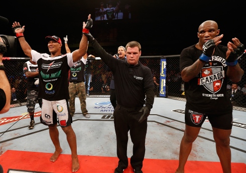 Ronaldo Souza et Francis Carmont