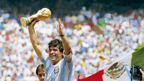 L'absence de Maradona « étrange », dit Messi