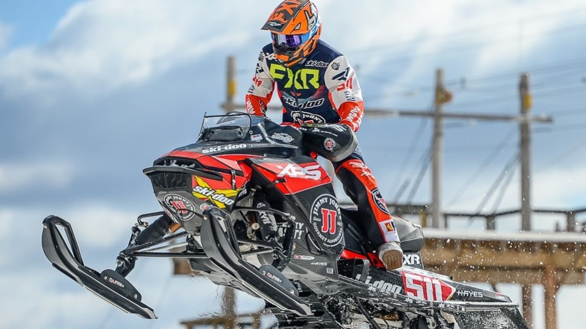 Jordan Lebel reconnu comme une étoile montante du snocross